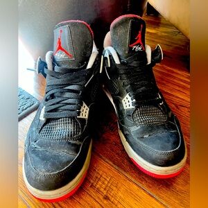 Air Jordan 4 breds -11.5 mens